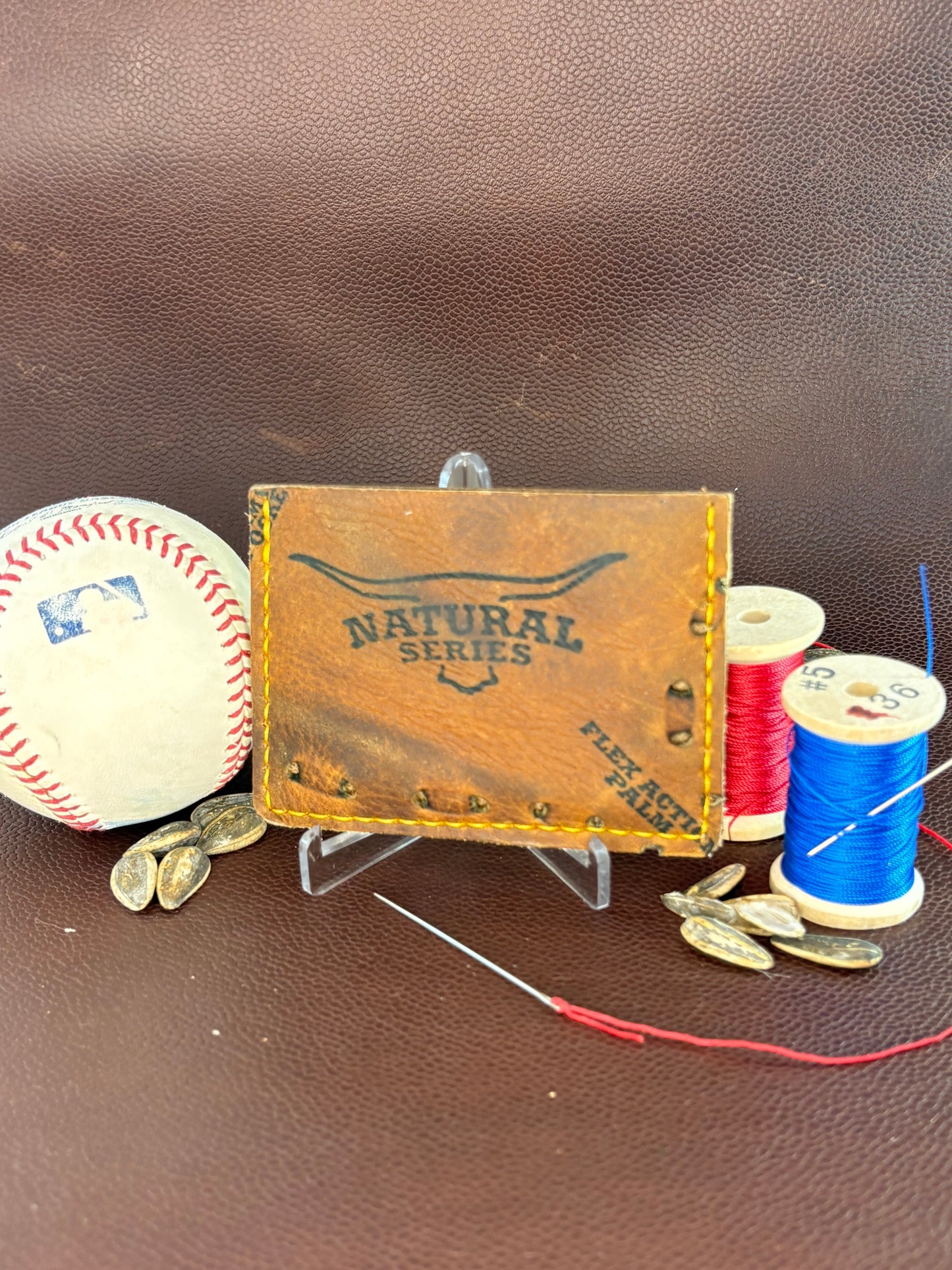 Baseball Card Wallet – Hand‑Stitched from a vintage Used Baseball Glove